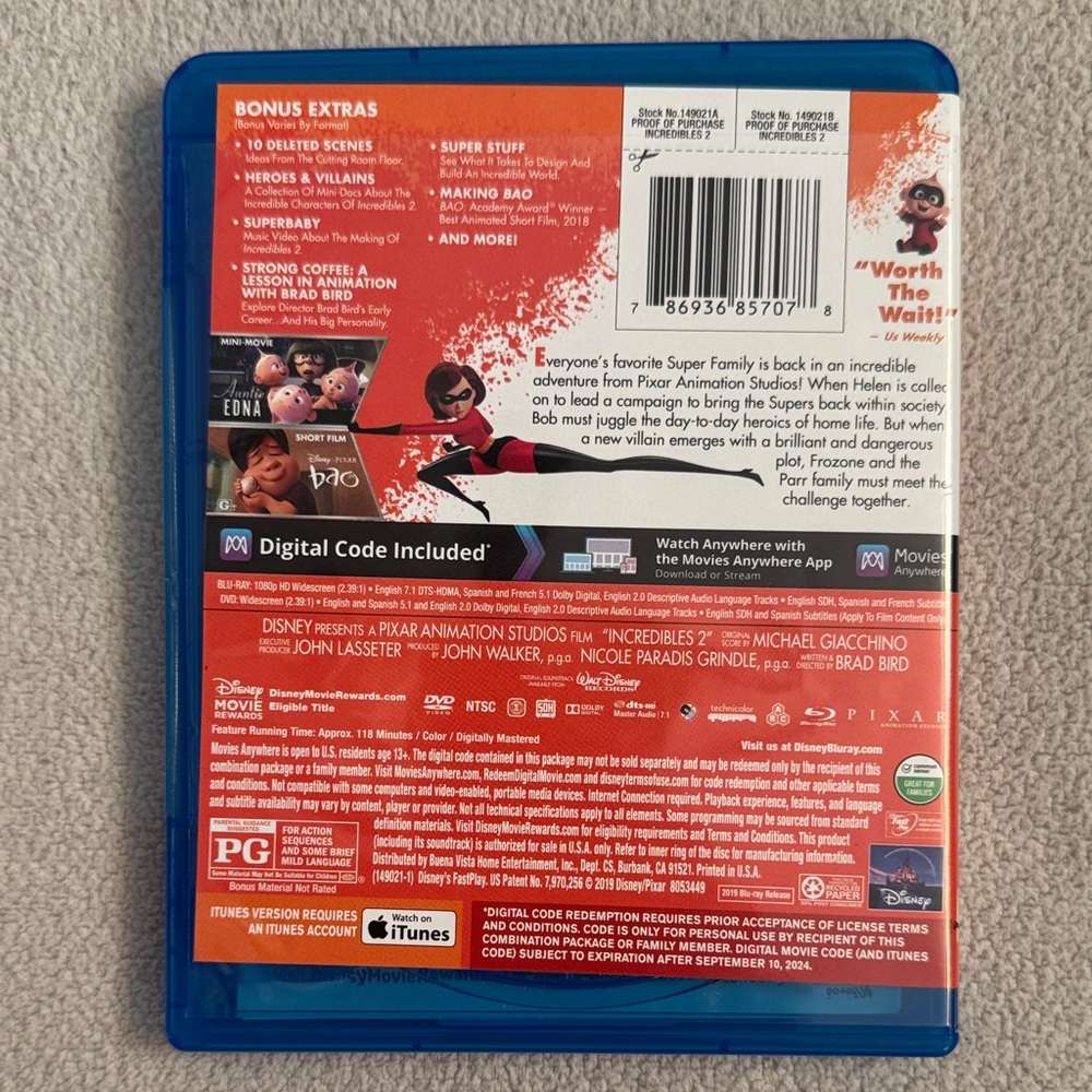 Disney Pixar The Incredibles & The Incredibles 2 DVD & BLU RAY Set - Picture 9 of 10